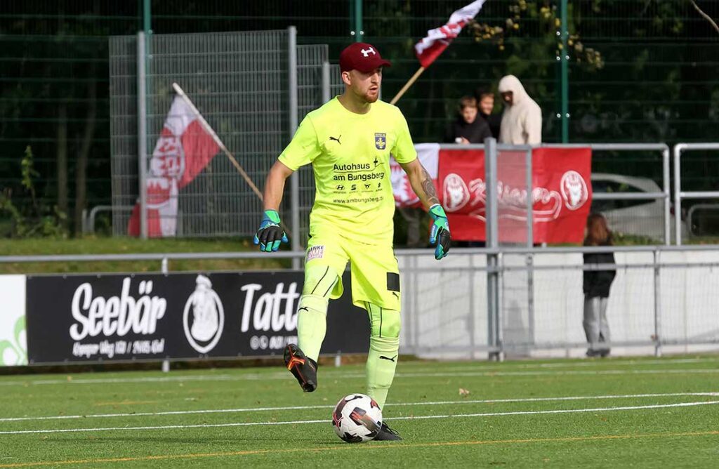 Machte wieder ein gutes Spiel – Eutin Torwart Deniz Klassen. © 2024 Ismail Yesilyurt Machte wieder ein gutes Spiel - Eutin Torwart Deniz Klassen. © 2024 Ismail Yesilyurt