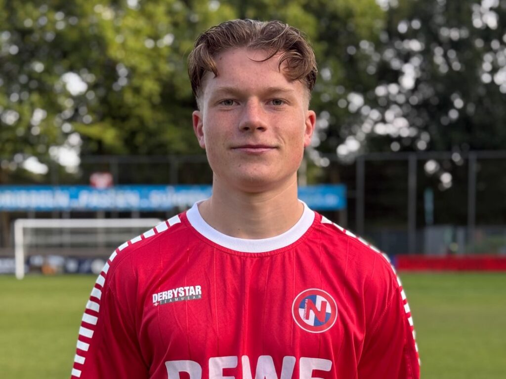 Lucas Schulze im Trikot von Eintracht Norderstedt. © 2025 Eintracht Norderstedt Lucas Schulze im Trikot von Eintracht Norderstedt. © 2025 Eintracht Norderstedt