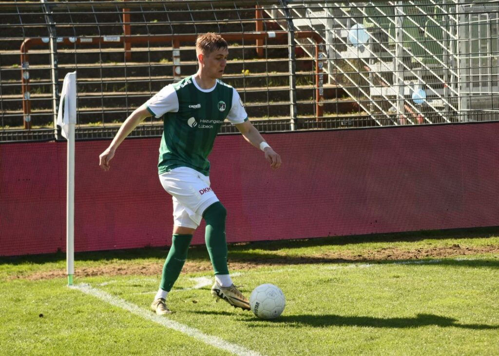 Julian Albrecht wird sich dem FC Dornbreite Lübeck anschliessen. © 2025 Olaf Wegerich Julian Albrecht wird sich dem FC Dornbreite Lübeck anschliessen. © 2025 Olaf Wegerich