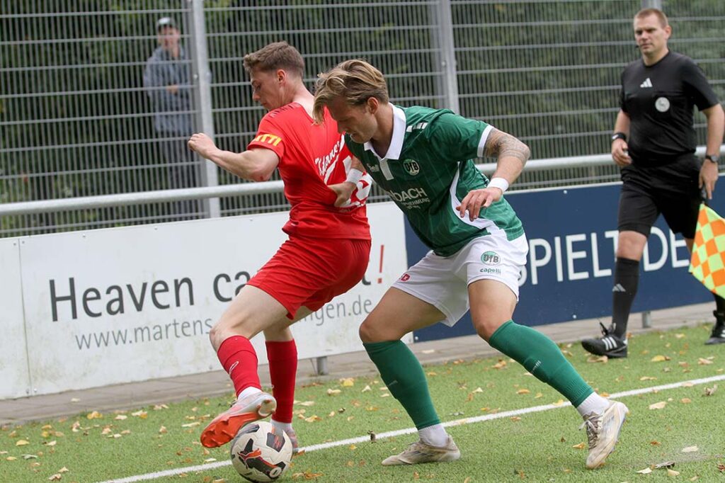 Tanz an der Eckfahne zwischen Marvin Müller (Kilia Kiel) und Luca Menke (re., VfB Lübeck). © 2025 Ismail Yesilyurt Tanz an der Eckfahne zwischen Marvin Müller (Kilia Kiel) und Menke (re., VfB Lübeck). © 2025 Ismail Yesilyurt