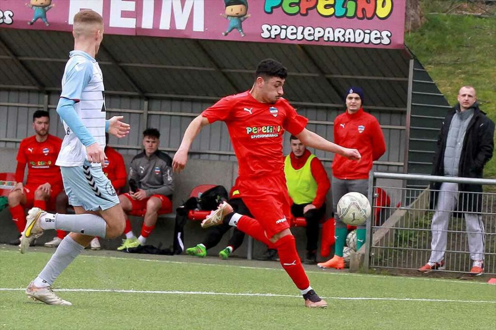 Badreddin Hamze (re.) traf für Inter Türkspor Kiel. © 2023 Ismail Yesilyurt Badreddin Hamze (re.) traf für Inter Türkspor Kiel. © 2023 Ismail Yesilyurt