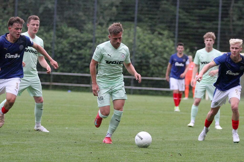 Til Küffner (PSV Neumünster) rückte in die Startelf auf. © 2025 Ismail Yesilyurt Til Küffner (PSV Neumünster) rückte in die Startelf auf. © 2025 Ismail Yesilyurt