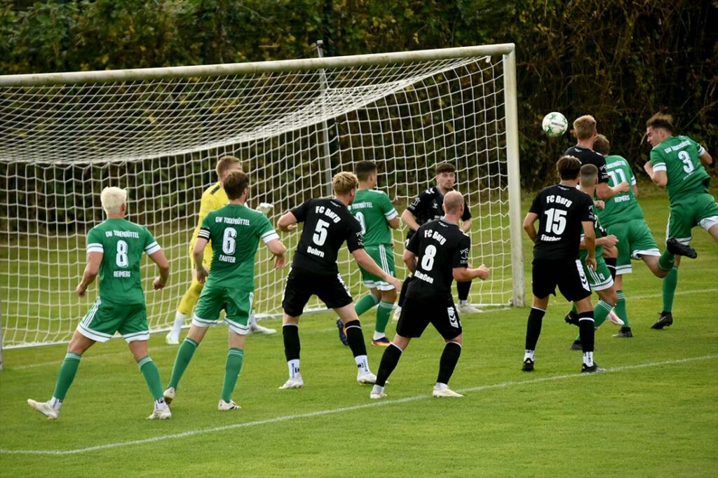 Das 1:1 durch Marten Reimers für Todenbüttel. © 2025 Olaf Wegerich Das 1:1 durch Marten Reimers für Todenbüttel. Olaf Wegerich