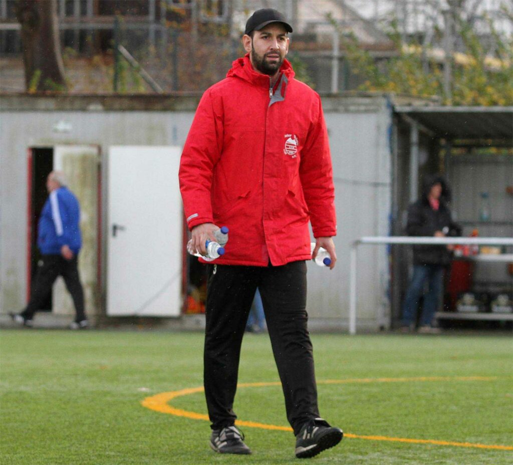 Inter Türkspors Coach Nurol Ergen hat zum Punktspielstart 2022 seinen Kader optimiert. Inter Türkspors Coach Nurol Ergen hat zum Punktspielstart 2022 seinen Kader optimiert. © Ismail Yesilyurt