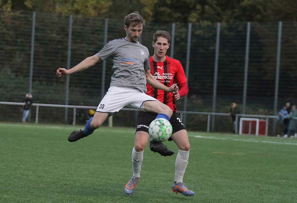 Heiner Boeck und der TSV Plön machten gegen die SC Rönnau keinen großen Sprung. © 2023 Ismail Yesilyurt Heiner Boeck und der TSV Plön machten gegen die SC Rönnau keinen großen Sprung. © 2023 Ismail Yesilyurt.jpg