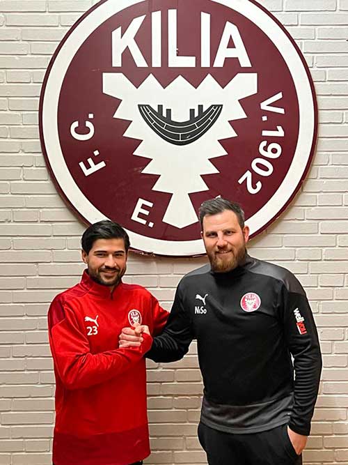 Rezan Acer und Cheftrainer Nicola Soranno. © 2024 Kilia Kiel