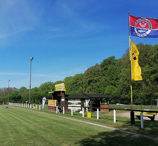 Der Finalort – die schöne Sportanlage von Fortuna Bösdorf. © 2025 Stephan Mohr-KFV Holstein Der Finalort - die schöne Sportanlage von Fortuna Bösdorf. © 2025 Stephan Mohr-KFV Holstein
