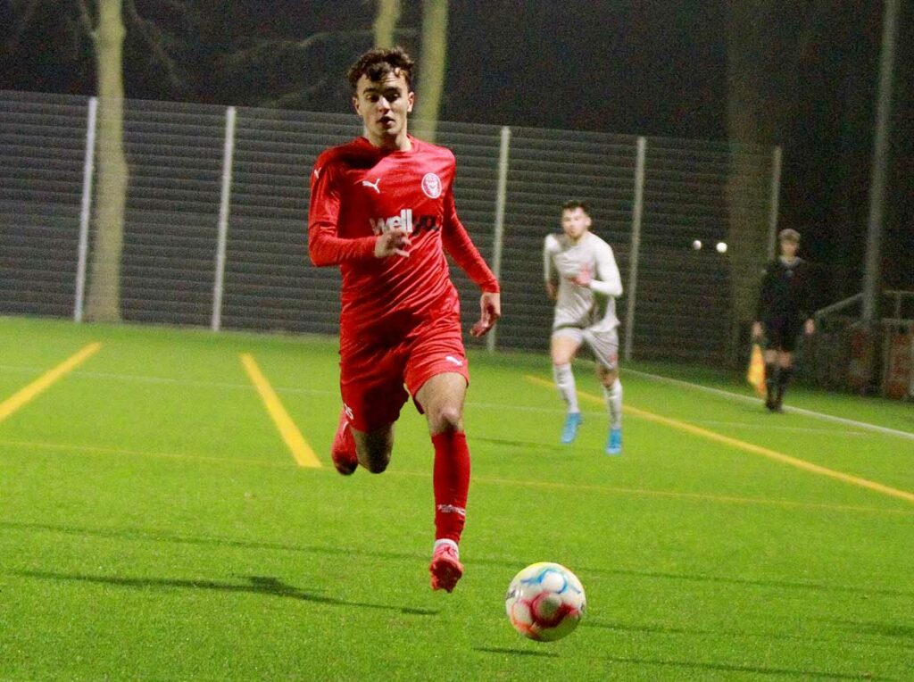 Drilon Trepca (Kilia Kiel). © 2023 Ismail Yesilyurt Drilon Trepca (Kilia Kiel) eröffnete das 6:0. © 2023 Ismail Yesilyurt