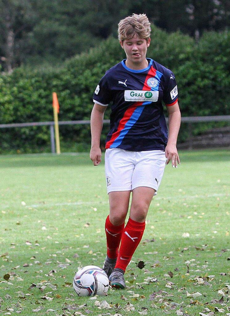 Ronja Jürgensen (Holstein Kiel) vollendete zum 1:0. © 2022 Ismail Yesilyurt Ronja Jürgsen (Holstein Kiel) vollendete zum 1:0. © 2022 Ismail Yesilyurt