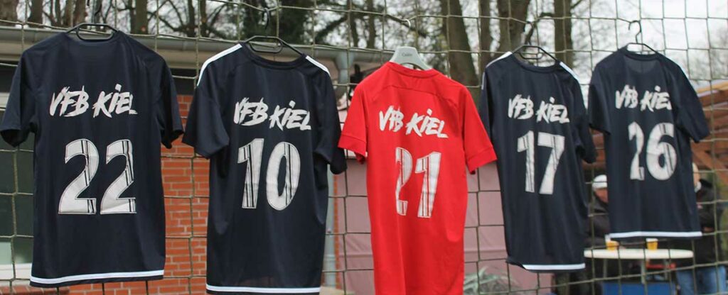 Die Ausfälle des VfB Kiel gegen Rojava – Schwerdtfeger (22), Beese (10) , Flemming (21), Timo Pagel (17), Rermssongnern (26).