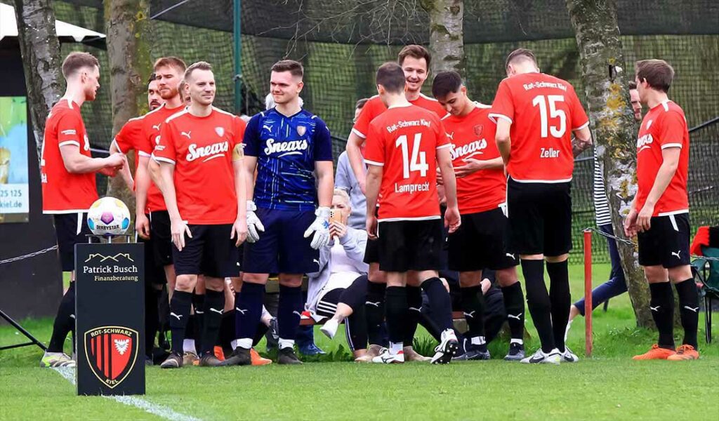 Rot-Schwarz Kiel macht den Fans im Frühling viel Freude in der Landesliga Schleswig. © 2024 Ismail Yesilyurt