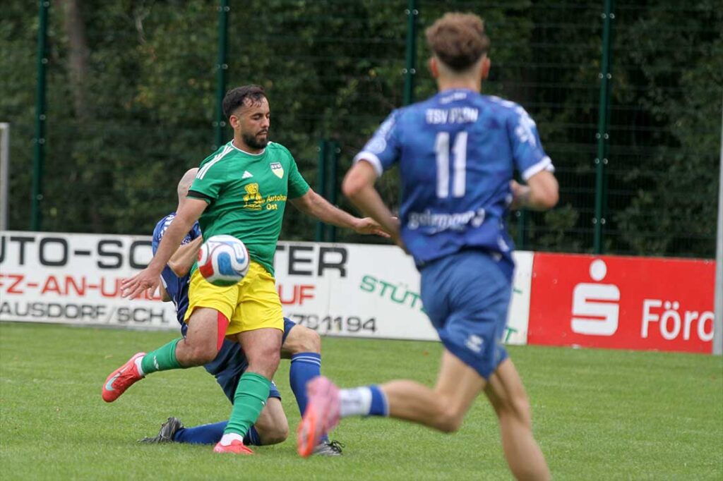 Houari Messaoudi (SVE Comet Kiel), hier im Spiel gegen den TSV Plön, erhöhte auf 2-0. © 2026 Ismail Yesilyurt Houari Messaoudi (SVE Comet Kiel), hier im Spiel gegen den TSV Plön, erhöhte auf 2-0. © 2026 Ismail Yesilyurt