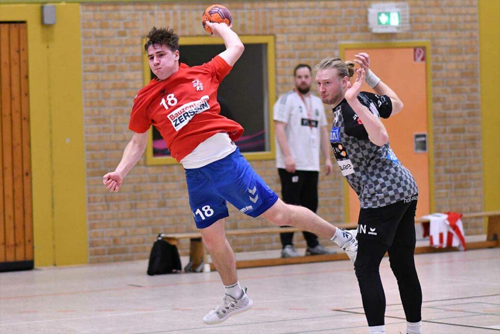 Robert Ron Jonas ist bei der HSG in den letzten Spielen on fire. © 2023 Horst Reinke Robert Ron Jonas ist bei der HSG in den letzten Spielen on fire. © 2023 Horst Reinke