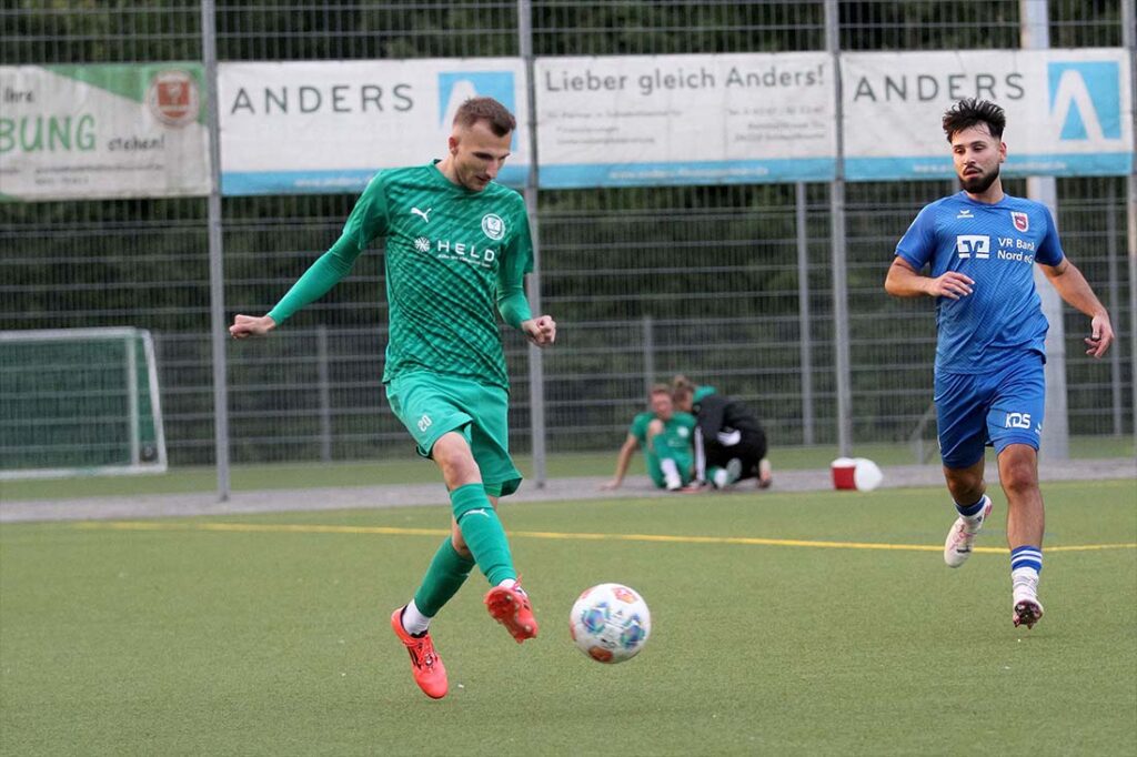 Tim Hartlep (TSV Klausdorf) gelingt ein schönes Tor zum 2:0. © 2025 Ismail Yesilyurt Tim Hartlep (TSV Klausdorf) gelingt ein schönes Tor zum 2:0. © 2025 Ismail Yesilyurt