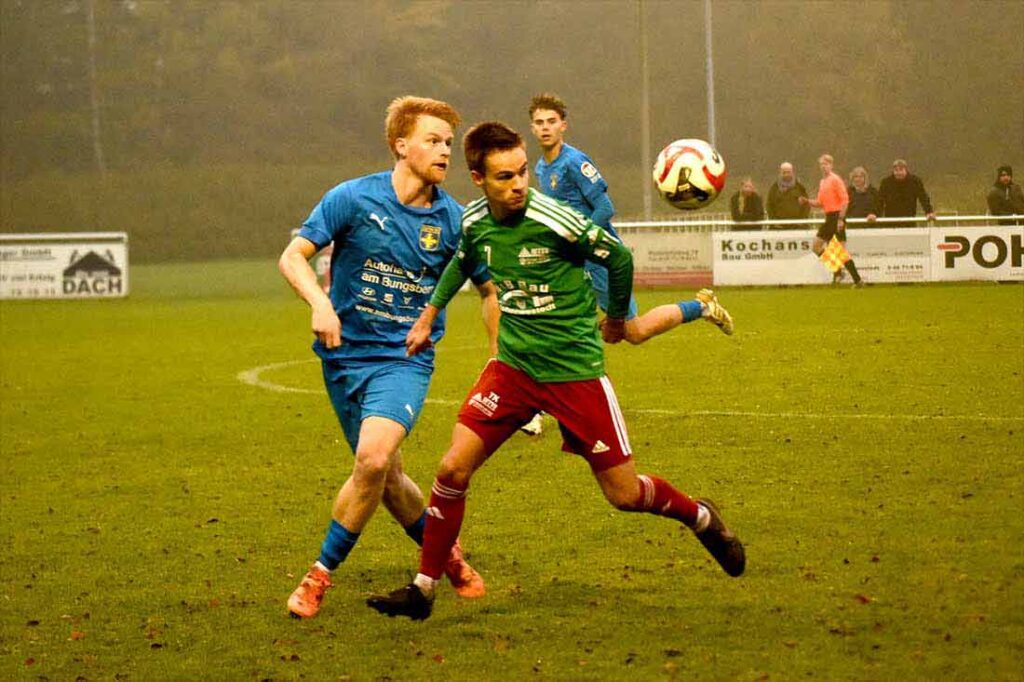 Philip Kunert (Eutin) gegen Thies Kochanski (MTSV). 2024 Olaf Wegerich Philip Kunert (Eutin) gegen Thies Kochanski (MTSV). 2024 Olaf Wegerich