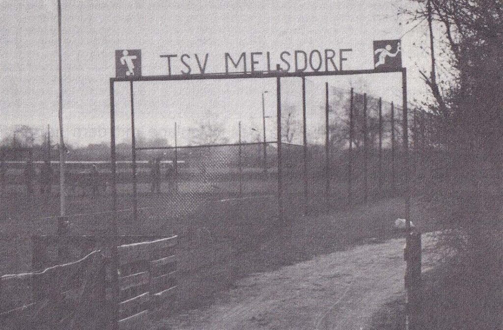 Ehemaliger Eingang zum Sportplatz. © TSV Melsdorf Ehemaliger Eingang zum Sportplatz. © TSV Melsdorf
