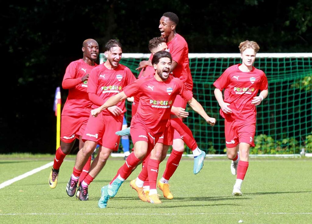 Herrlicher Jubel aus dem Hinspiel. Im Rückspiel bei glücklicherem Spielverlauf für Inter Türkspor Kiel auch möglich. © 2023 Ismail Yesilyurt