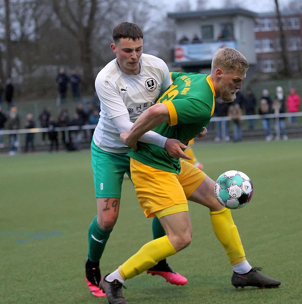 Kommende Saison erneut Kontrahenten - Tino Kern (re., SVE Comet) und Marvin Petersen (TSV Klausdorf).