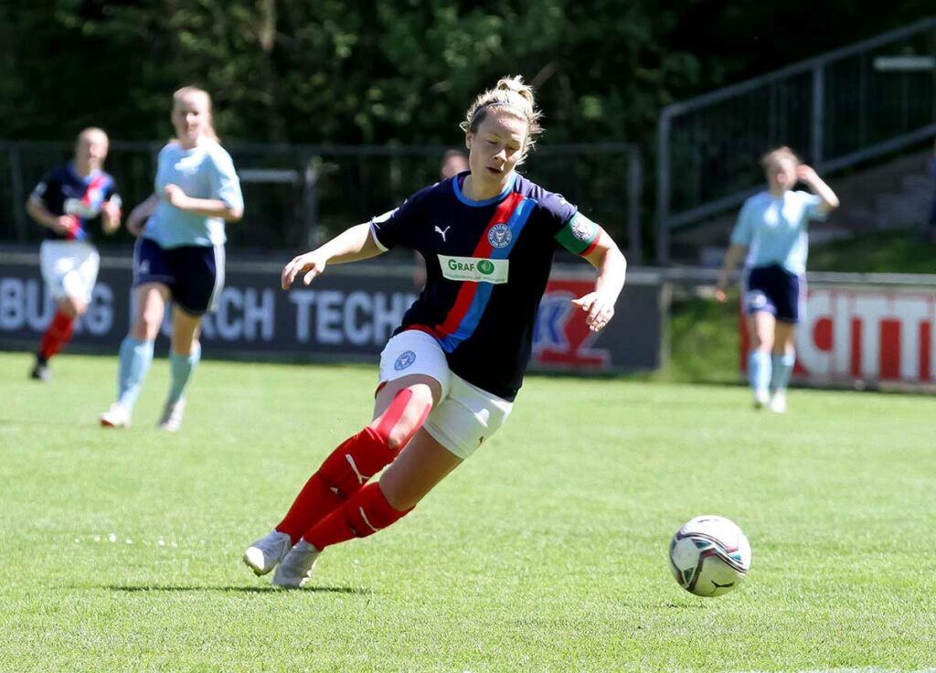 Sarah Begunk setzte in der Nachspielzeit einen Treffer drauf. Sarah Begunk setzte in der Nachspielzeit einen Treffer drauf. © Ismail Yesilyurt
