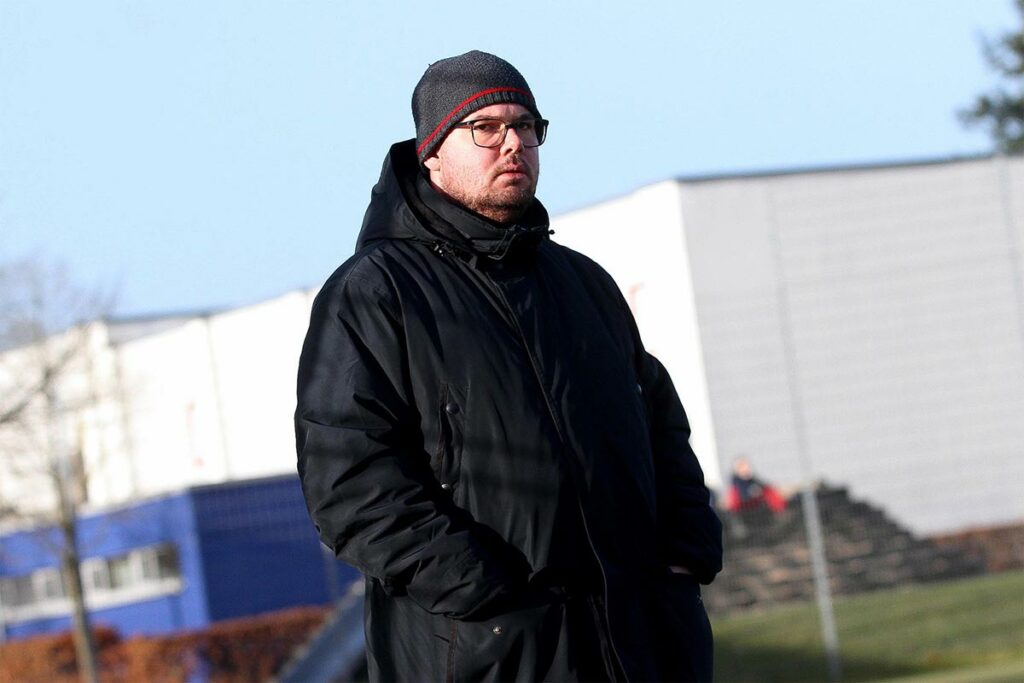 SVT-Coach Thilo Becker hat mit seinem Team eine starke zweite Saisonhälfte hingelegt. SVT-Coach Thilo Becker hat mit seinem Team eine starke zweite Saisonhälfte hingelegt. © Ismail Yesiylurt