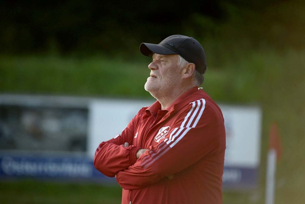 Trainer Kay Mielenz aus Bargstedt konnte zufrieden sein. © 2025 Olaf Wegerich Trainer Kay Mielenz aus Bargstedt konnte zufrieden sein. © 2025 Olaf Wegerich