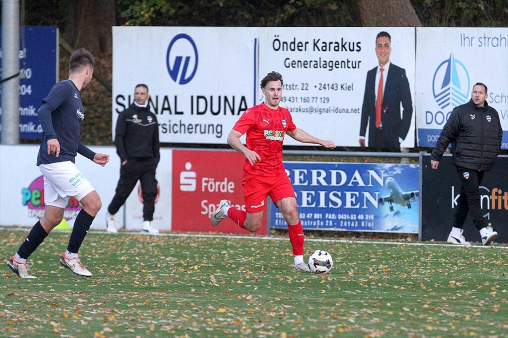 Verteidiger Moritz Haye (Inter Türkspor Kiel) im Offensiv-Modus. © 2025 Ismail Yesilyurt Verteidiger Moritz Haye (Inter Türkspor Kiel) im Offensiv-Modus. © 2025 Ismail Yesilyurt