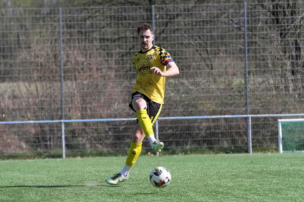 Marvin Bruhn (SV Frisia 03 Risum-Lindholm) © 2025 Ismail Yesilyurt Marvin Bruhn (SV Frisia 03 Risum-Lindholm) © 2025 Ismail Yesilyurt.jpg