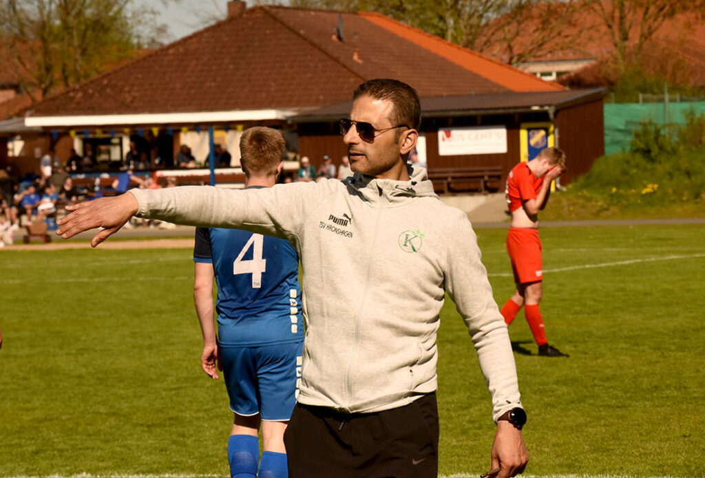 Trainer Karim Youssef von Kronshagen. © 2025 Olaf Wegerich Trainer Karim Youssef von Kronshagen. © 2025 Olaf Wegerich