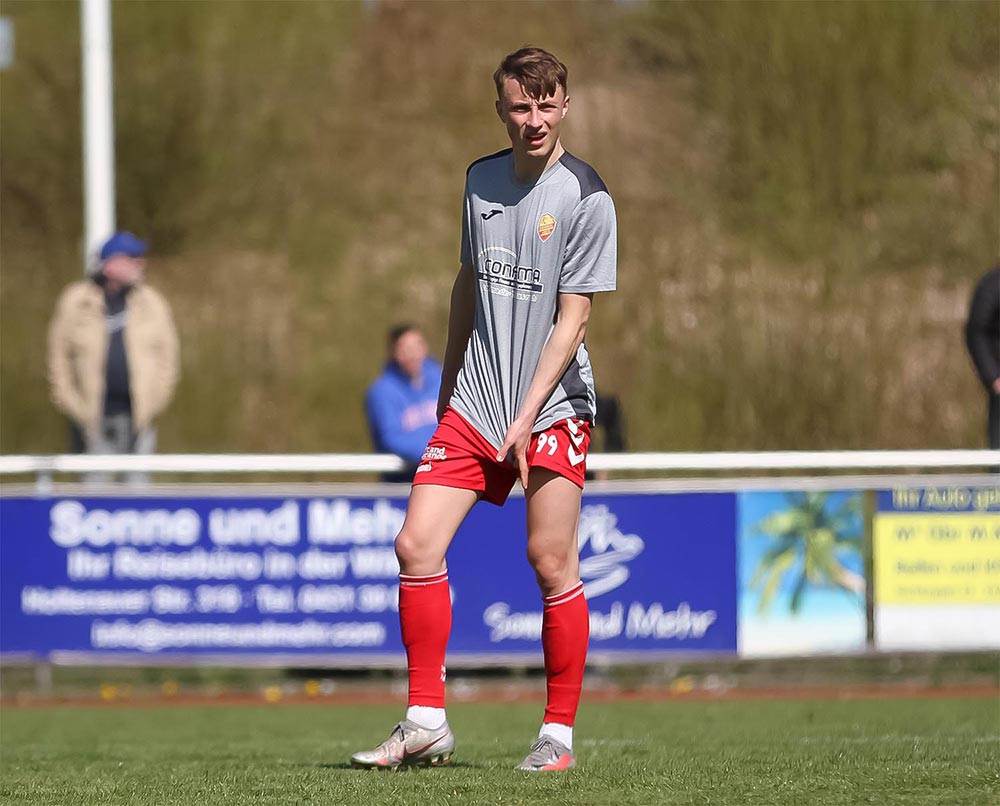 Luca Lübcke (FC Dornbreite Lübeck) brachte seine Mannschaft auf Kurs. Luca Lübcke (FC Dornbreite Lübeck) brachte seine Mannschaft auf Kurs. © Ismail Yesilyurt