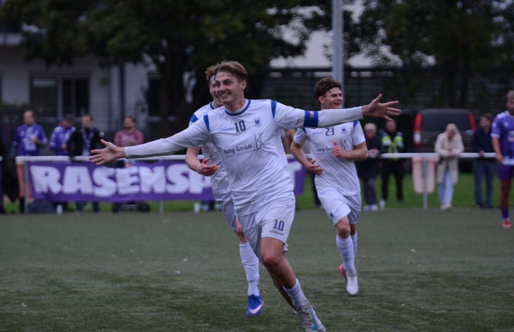 Tino Arp (Rapid) hat zum 2-2 getroffen. ® 2026 Olaf Wegerich Tino Arp (Rapid) hat zum 2-2 getroffen. ® 2026 Olaf Wegerich